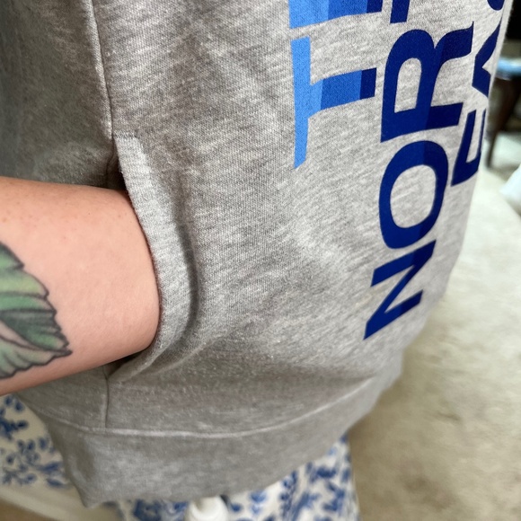 Women's North Face Light Gray Heather Urban Navy Trivet Pullover Hoodie Size S - Picture 6 of 15